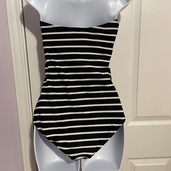 Black and White Swimsuit-one-piece - Picture 3 of 3